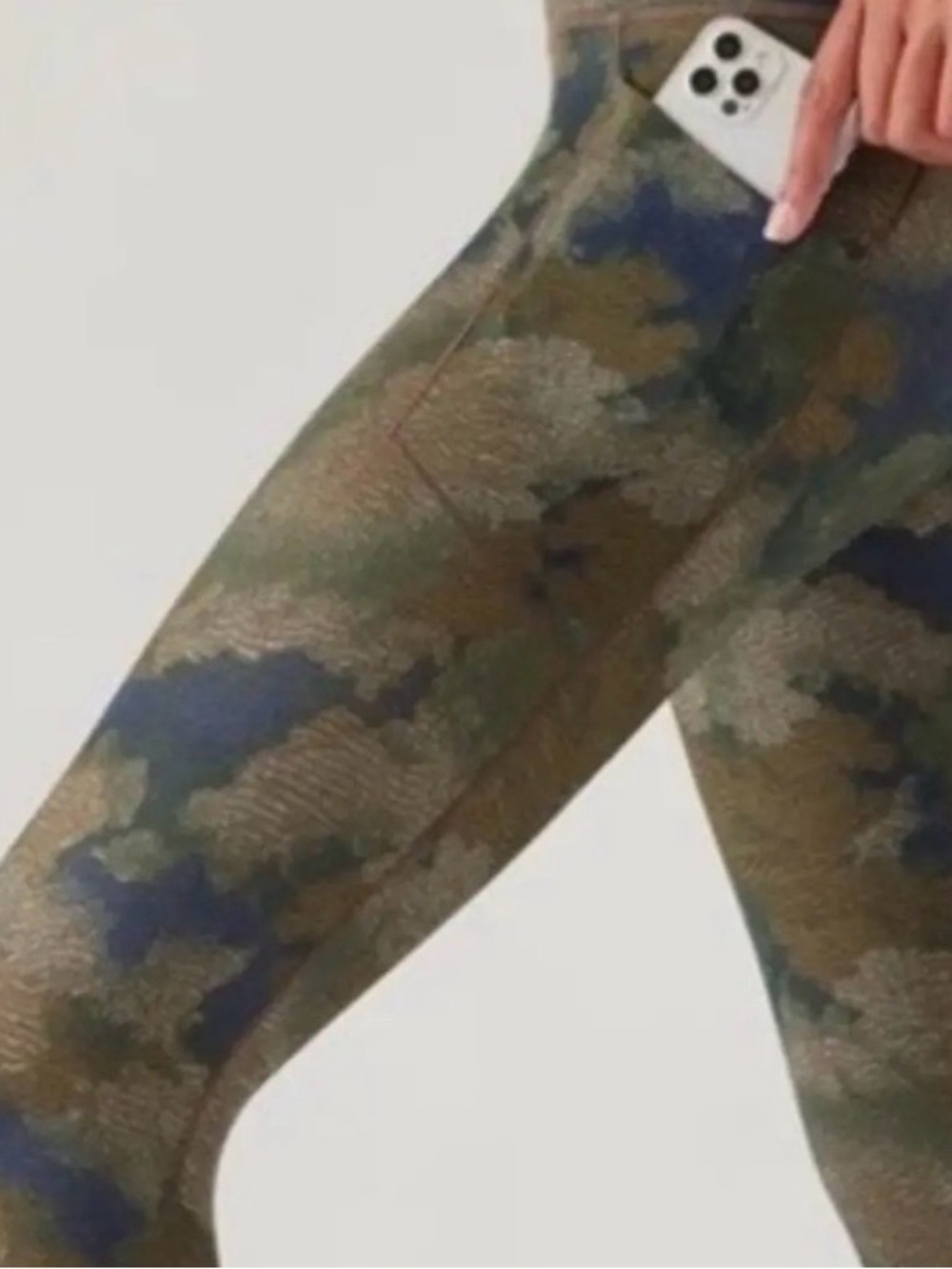 Athleta Camo Performance Leggings - xxs